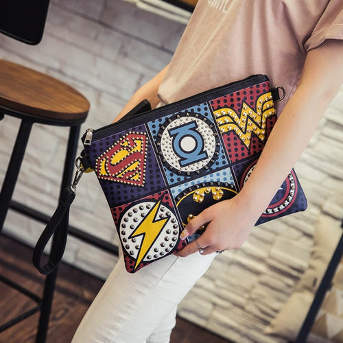 Unisex Marvel Clutch Fashion Retro PU Leather Supercool Superhero Avengers Rivet Gothic Punk Handy Wrist Clutch Bag