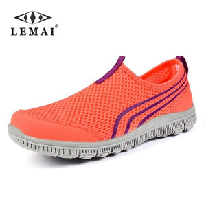 LEMAI 2018 Men Sneakers,Unisex Lover Shoes Summer Casual Men Shoe Breathable Network Shoes man Slip On Flats For Man 35-46