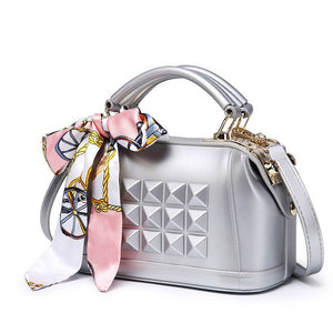 2018 New Matte Hand-held Jelly Bag Retro One-shoulder Diagonal Zipper Solid Color Rivets PVC Women's Handbags Gifts